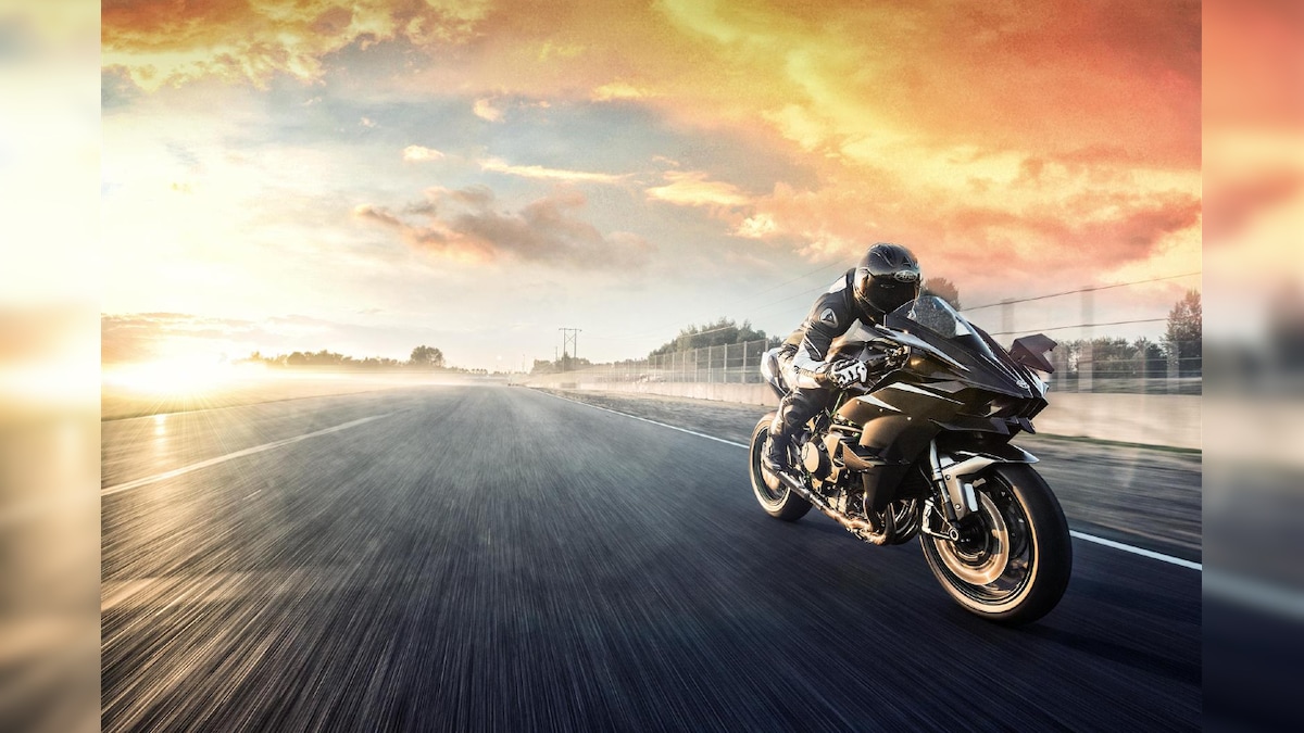 2021 Kawasaki Ninja H2R With 306bhp Output Launched in India, Price Starts at Rs 79.90 Lakh