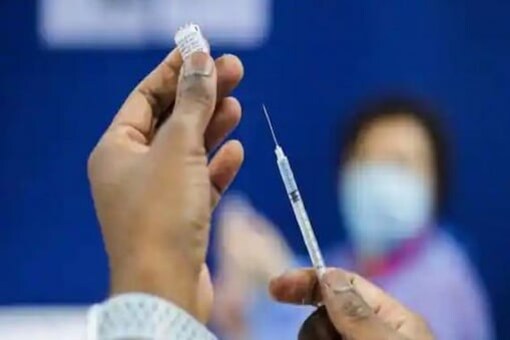 Kolkata Municipal Corporation Extends Walk-In COVID-19 Vaccination For 45 And Above