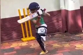 WATCH | Six-year-old from Kerala Impresses Mithali Raj with Range of Shots, Skipper Offers Assistance