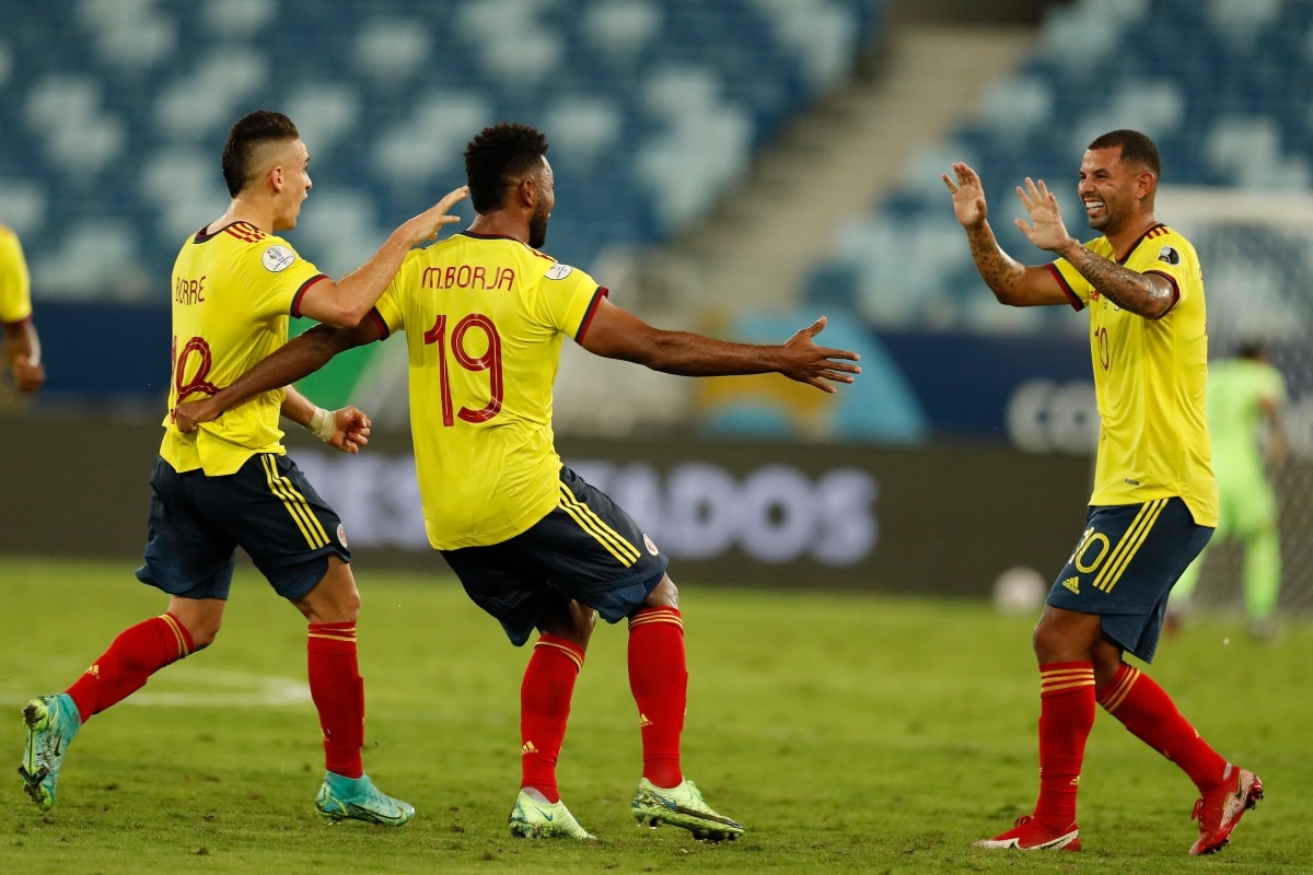 Copa America: Edwin Cardona Scores Off Intricate Free Kick Move as Colombia  Edge Ecuador