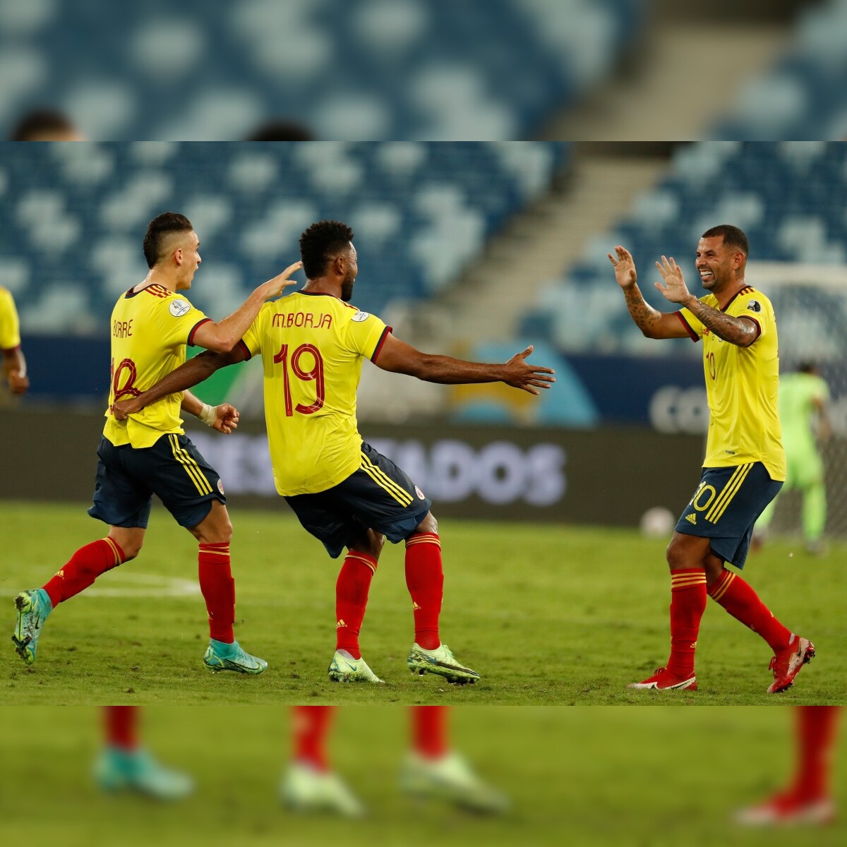 Copa America Edwin Cardona Scores Off Intricate Free Kick Move As Colombia Edge Ecuador