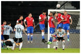 WATCH | Lionel Messi's Stunning Freekick in Argentina's 1-1 Draw vs Chile in  Copa America