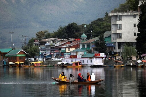 File photo of women boating in the waters of Dal lake in Srinagar in September 2019.