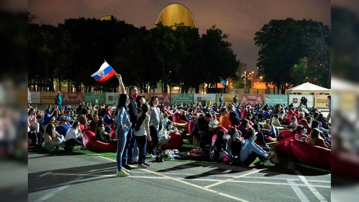 Euro 2020: Fan Zone Closed, Gathering Banned in Moscow Over Covid-19 Spike