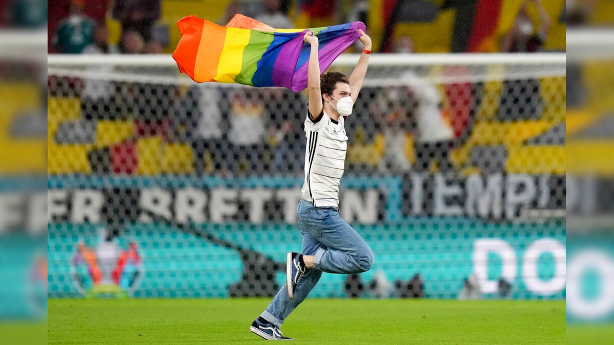 Euro 2020: Person with Rainbow Flag Runs on Field in Munich Before Germany vs Hungary