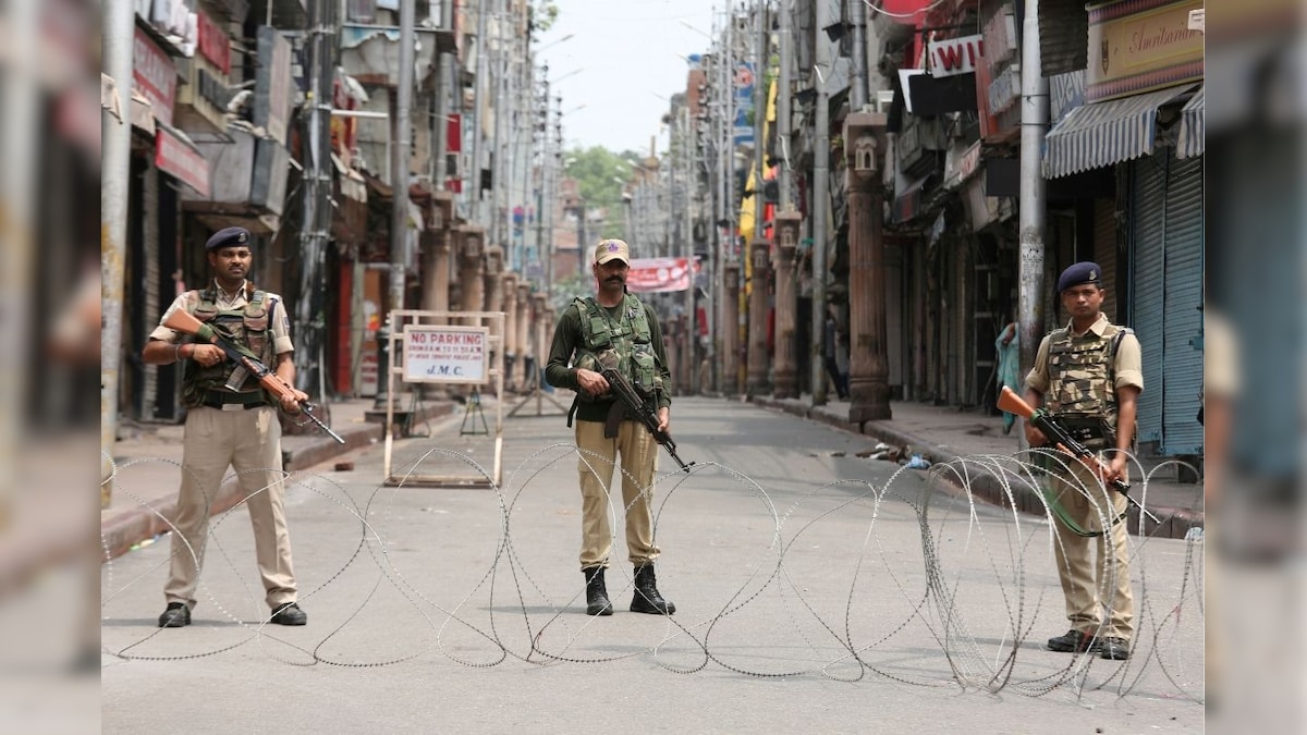 Lashkar's Plan of Major Attack in J&K's Markets Averted, Terror Aides Detained in Kashmir's Shopian