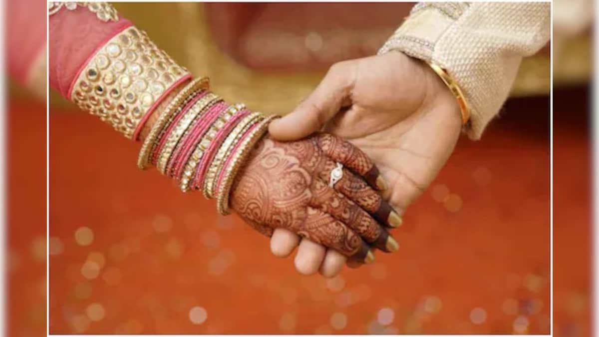 5 Ways To Maintain A Happy Married Life