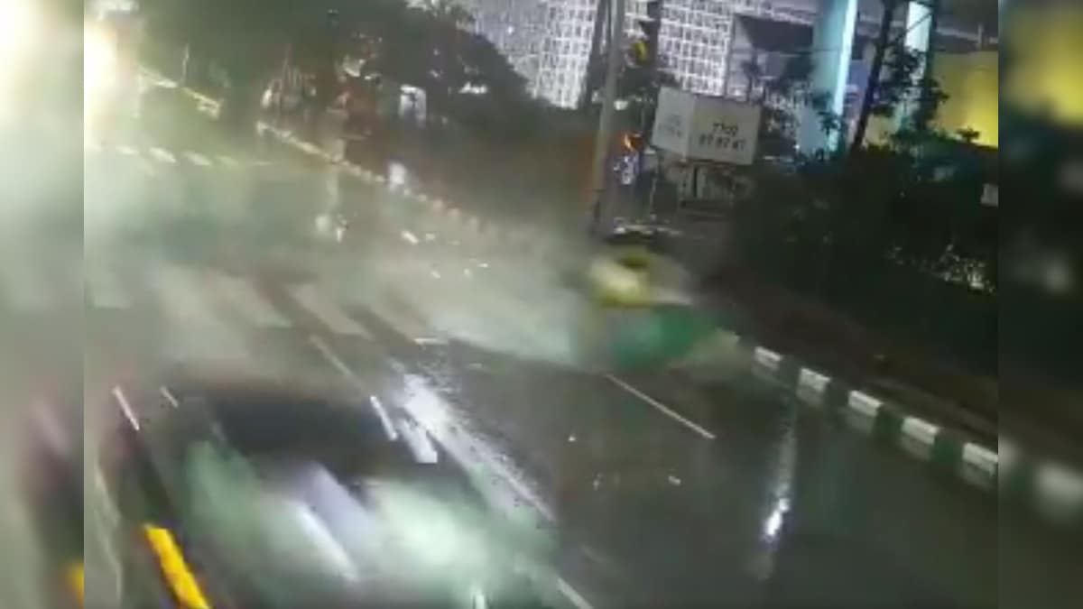 In Horrific Video, Autorickshaw Seen Spinning on Hyderabad Road After Being Hit an Audi