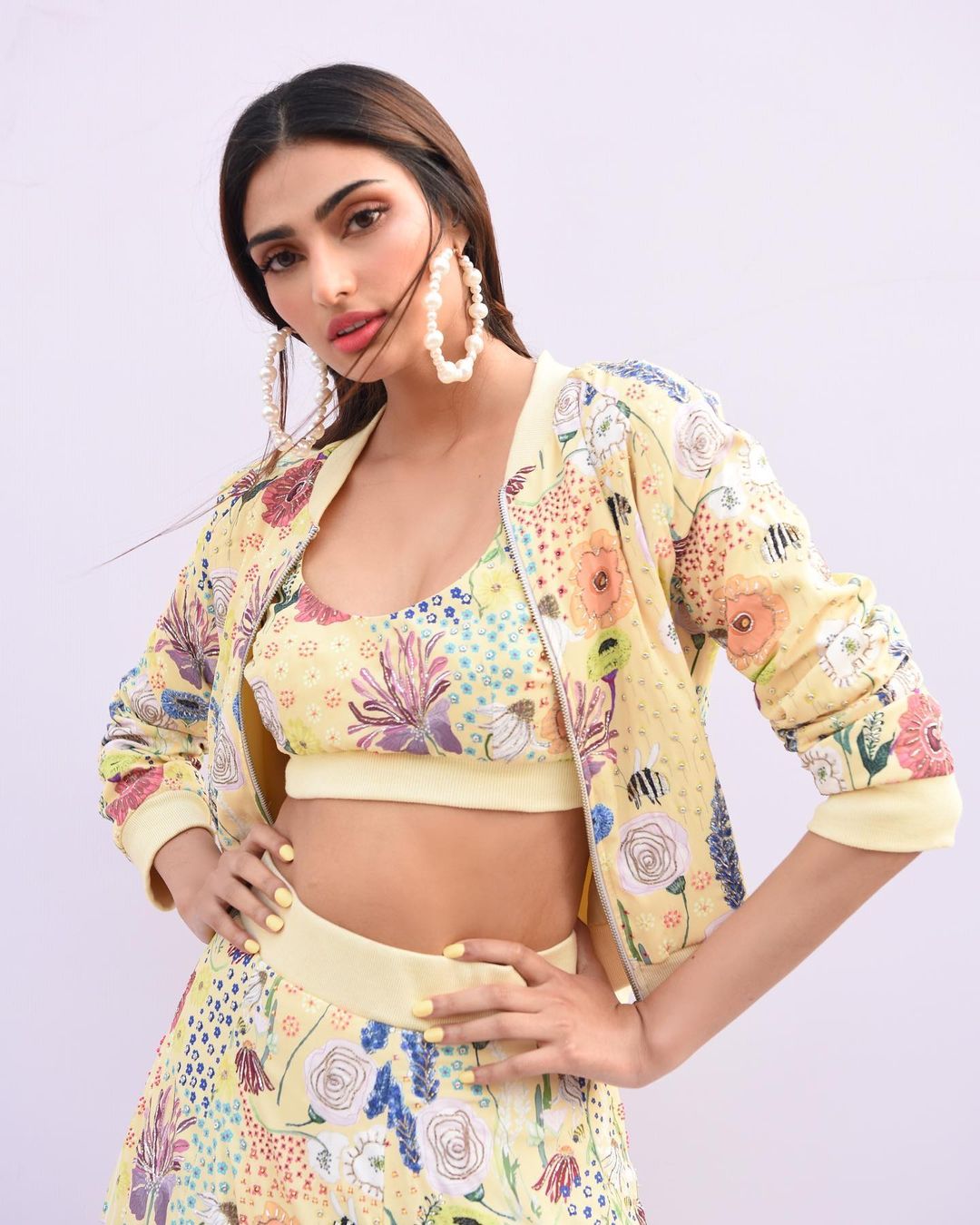 athiya shetty in stylish look 
