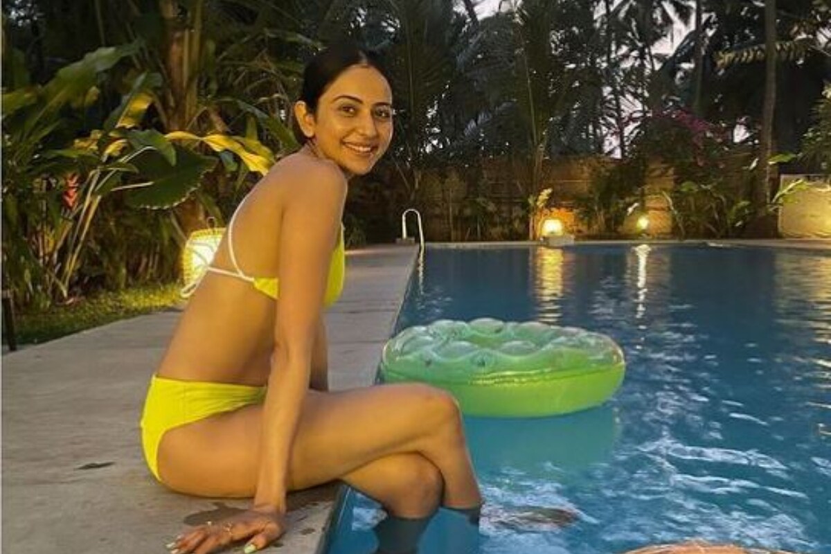 Rakuru Preto Shin Remembers Vacation Days And Shares Bikini Shots India News Republic
