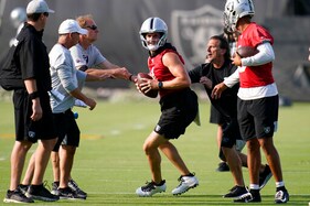 Derek Carr Hopes He's 'A Raider For My Entire Life'