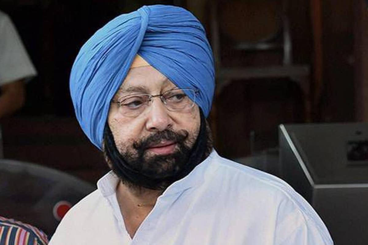 Punjab CM Amarinder Floats Feeler Against Sidhu, Hosts Meeting With Demand for Hindu Face