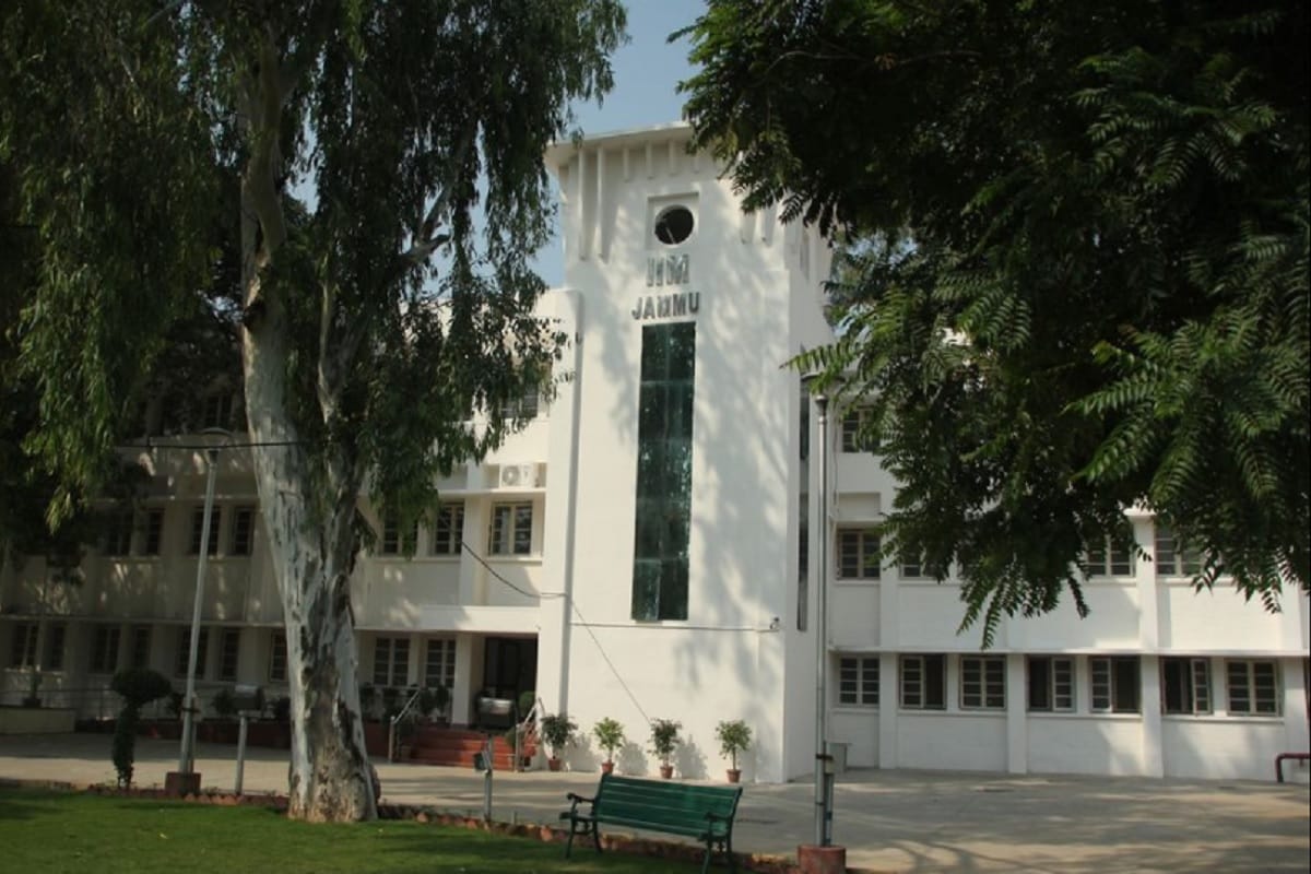 IIM Jammu Launches Executive MBA in Blended Mode