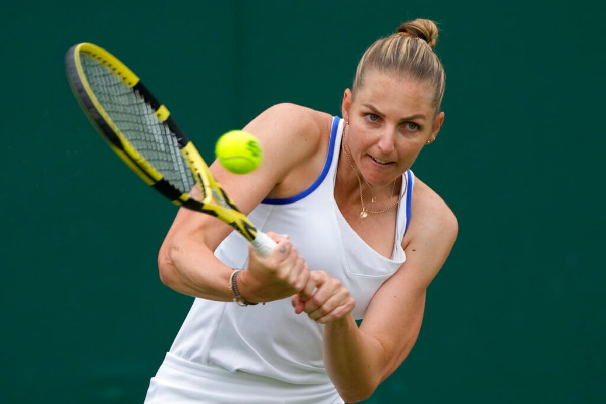 Karolina Pliskova Trumps Tereza Martincova in Czech Battle to Move into Wimbledon Last 16