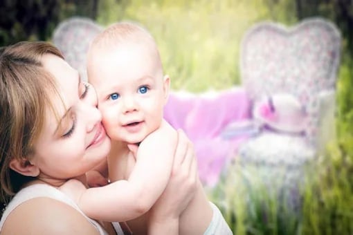 Things New Mothers Should Avoid For Better Upbringing Of Child