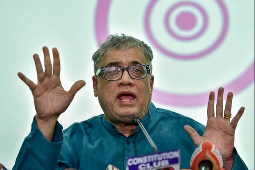 TMC leader Derek O'Brien tweeted that they had the pleasure of PM's company for 9 minutes. (File photo)