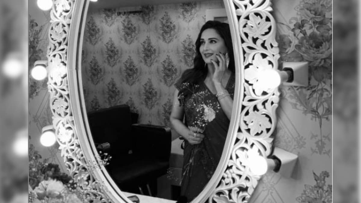 For Madhuri Dixit, Sundays Are to 'Pause and Reflect'