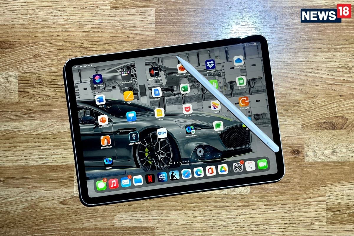 Apple May Launch a 10.9-Inch OLED iPad Model In 2023, Will Give