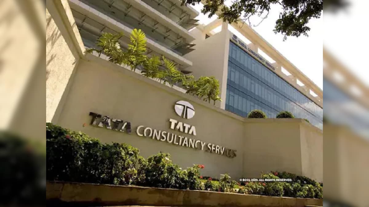 TCS, Infosys, Wipro to Recruit Over 1 lakh Freshers This Fiscal