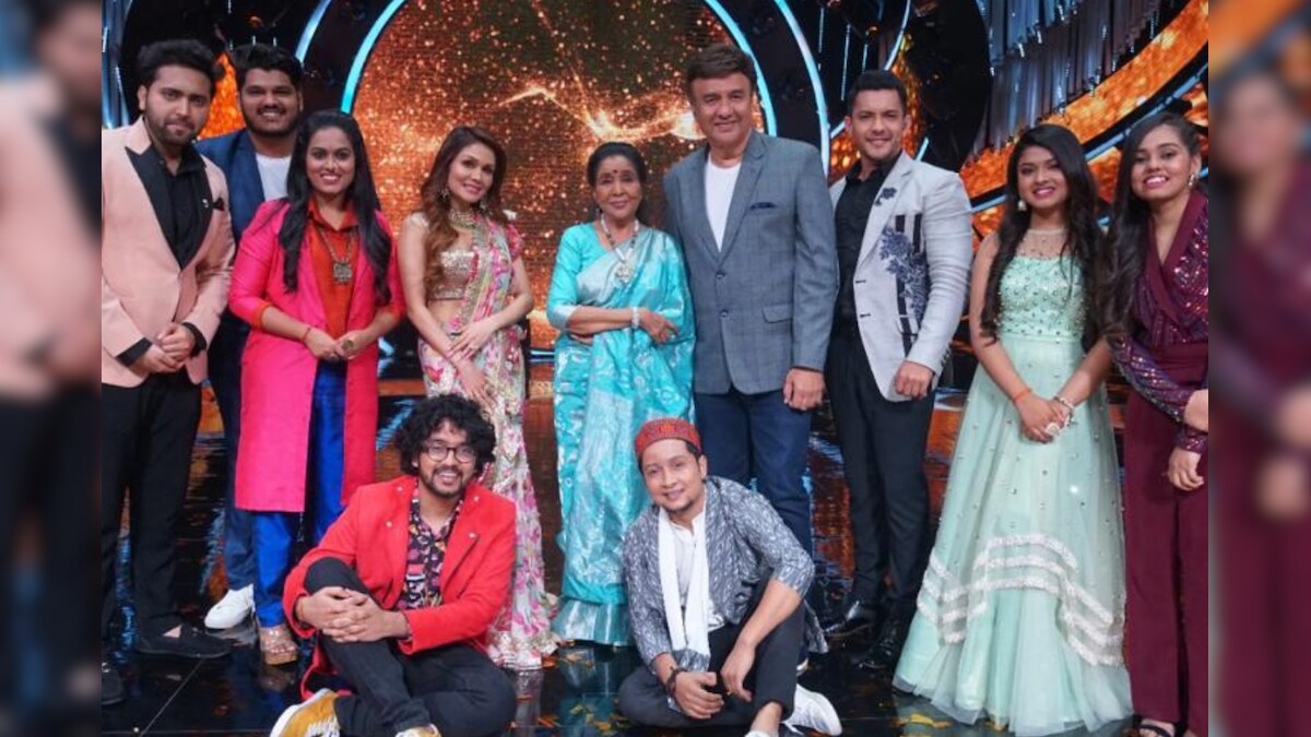 Asha Bhosle Imitates 'Didi' Lata Mangeshkar on Indian Idol 12 ...
