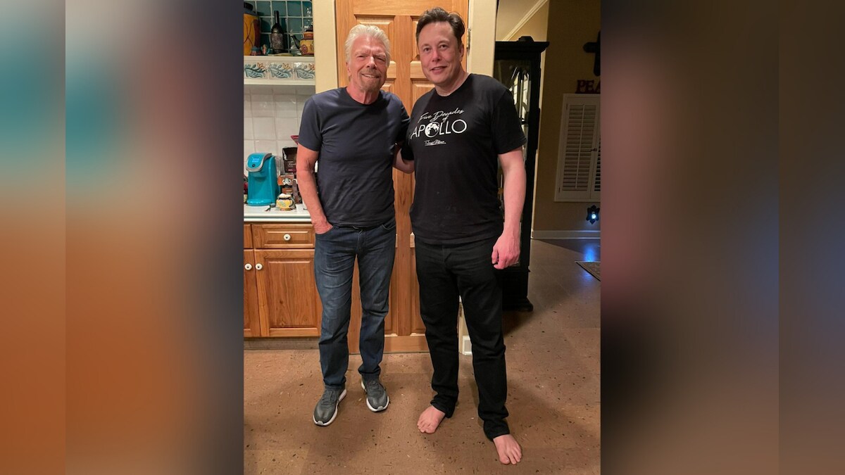 Elon Musk Calls Picture With Richard Branson Ahead of His Virgin Flight 'Brutal'