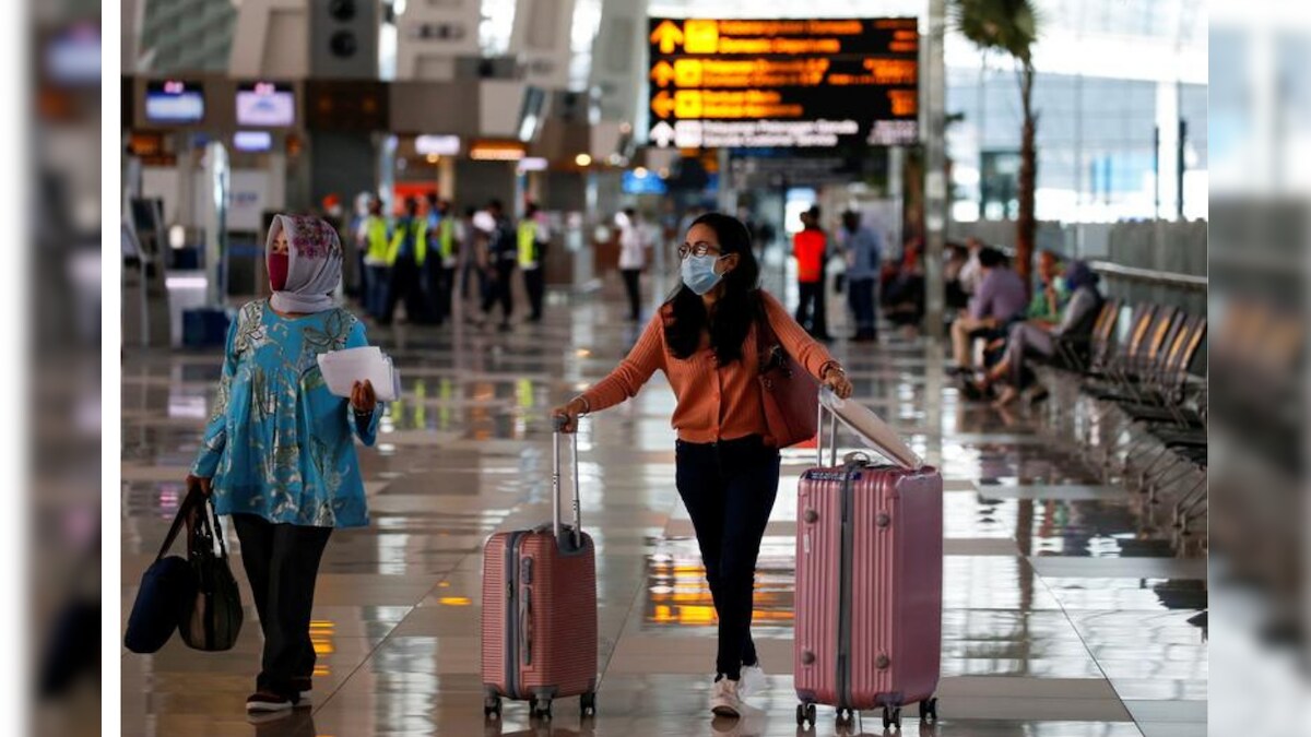 TikTok User Pretends to be Pregnant to Sneak in Extra Baggage on Plane