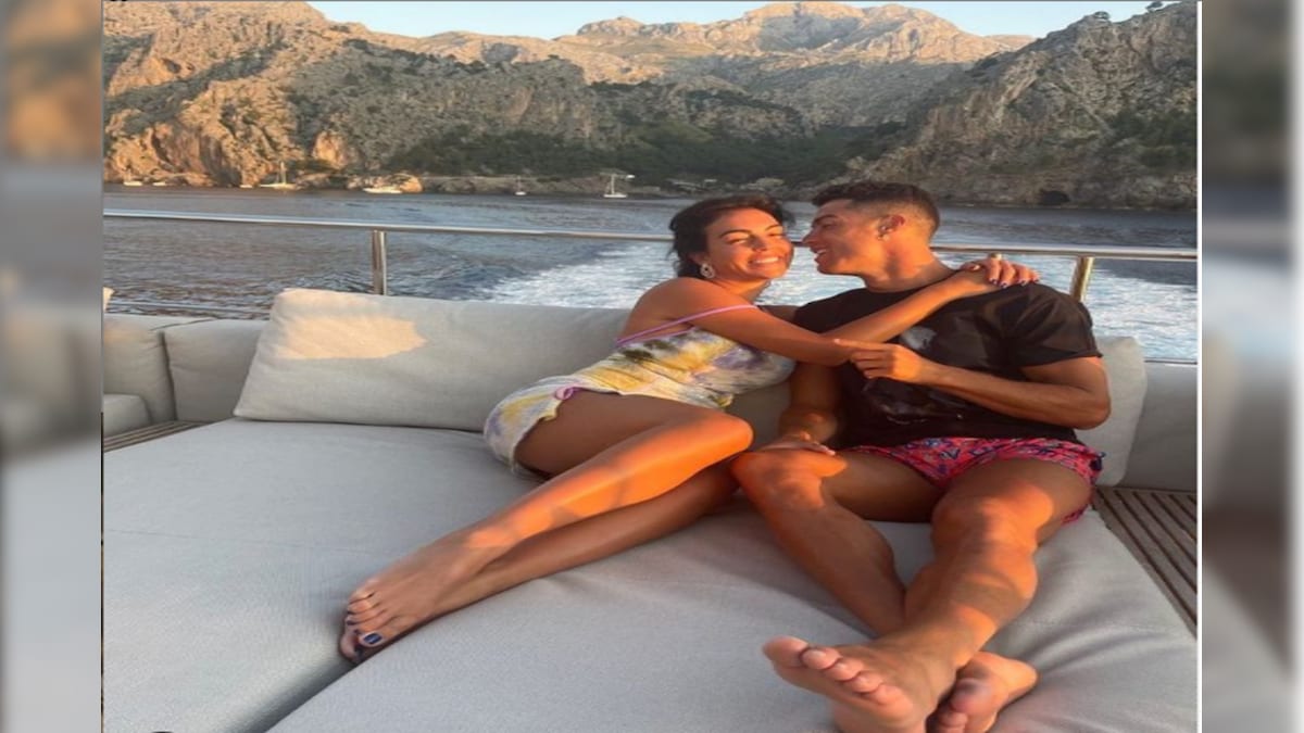 Cristiano Ronaldo Enjoys Greece Vacation With Girlfriend Georgina Rodriguez