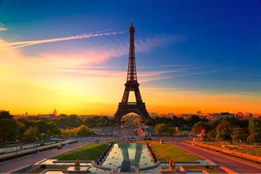 Daily capacity of tourists to Eiffel Tower is set to be restricted at 13,000. (Image: Shutterstock)