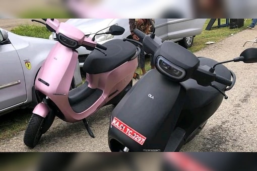 Ola has opened the bookings of its electric scooters at just Rs 499 in India. (Image source: Cartoq)