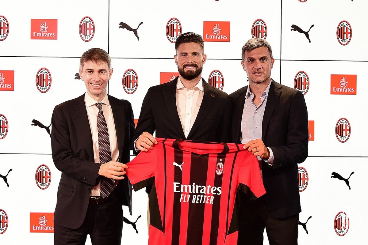 French Forward Olivier Giroud Completes Ac Milan Move From Chelsea