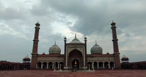 Devotees offered namaz at Delhi's Jama Masjid on the occasion of EidAlAdha. (ANI)