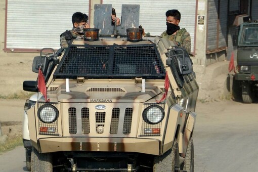 Security forces launched a cordon and search operation in Warpora area of Sopore.