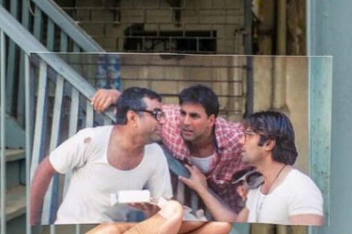Phir Hera Pheri scenes recreated by Mumbai photographer. (Instagram / Murtaza Ametwala)
