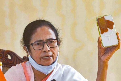 During her annual address at the party's Martyrs' Day rally earlier this week, Mamata Banerjee asked the opposition leaders to unite.