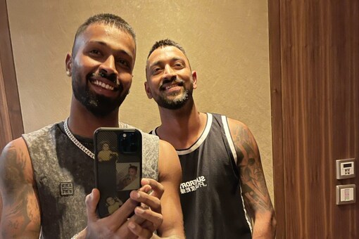 Hardik Pandya with his brother Krunal Pandya in a new selfie from the former.