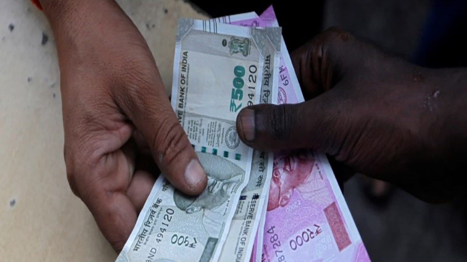 Do You Know What Are Indian Currency Notes Made of? Here's the Answer