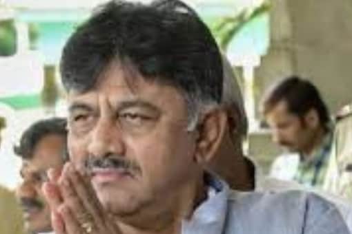 KPCC President DK Shivakumar questioned the government's inability to pay compensation to the flood victims for the last two years.  (file photo)