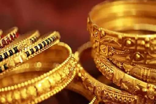 In the international market, gold prices edged higher on Friday.