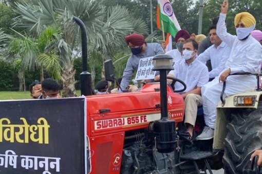 Rahul Gandhi protests against farm laws. 