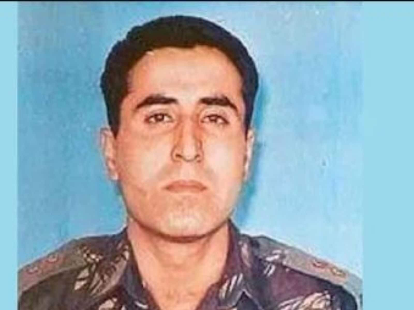 Who Was Vikram Batra And Why Are People Celebrating Him On Kargil Vijay Diwas?