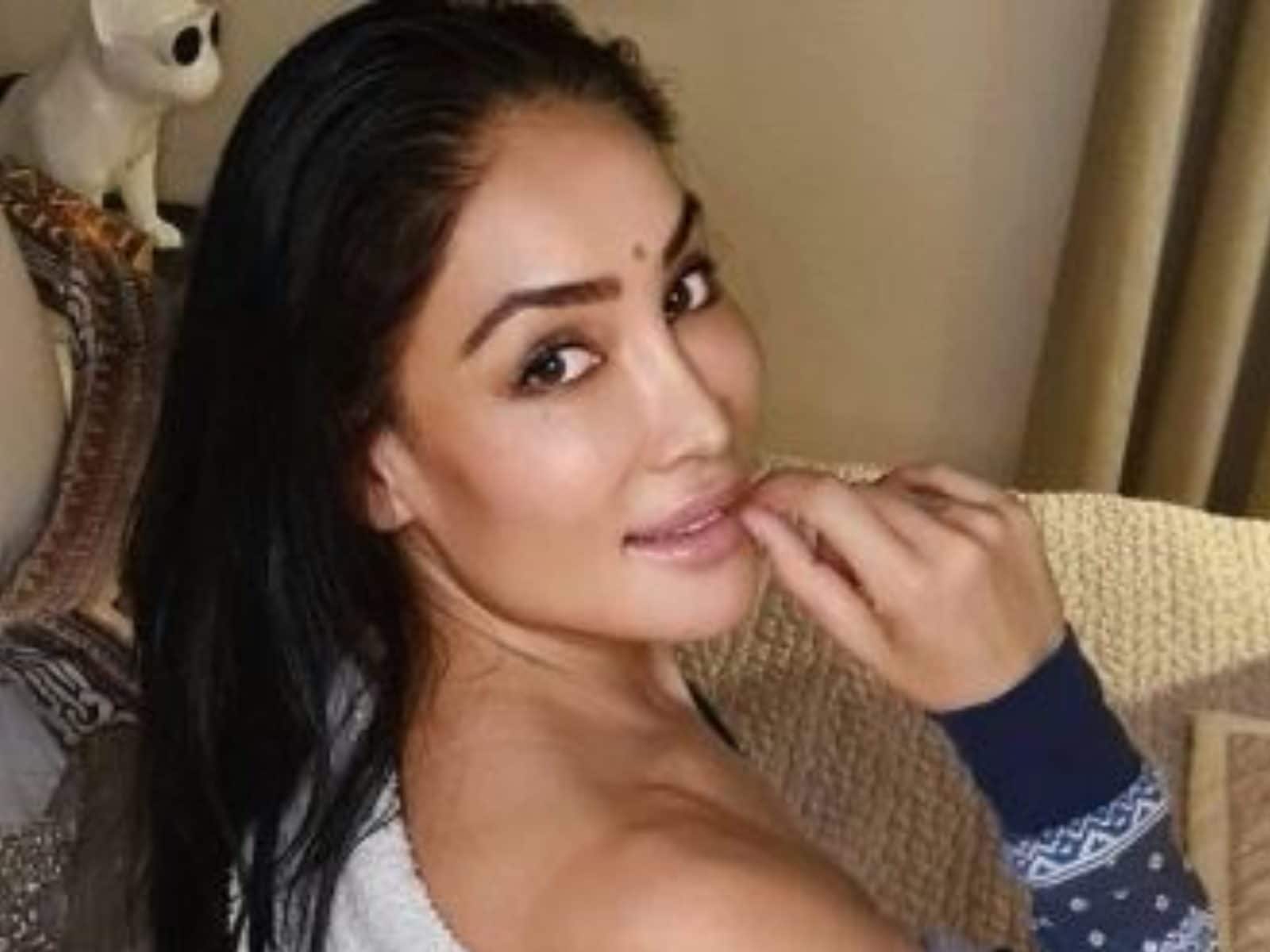1600px x 1200px - Sofia Hayat Says Many Bollywood Aspirants Tricked into Doing Porn - News18