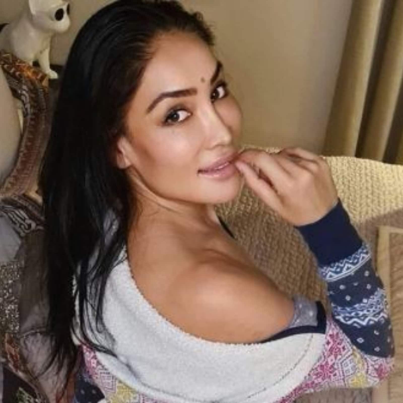 1600px x 1600px - Sofia Hayat Says Many Bollywood Aspirants Tricked into Doing Porn - News18