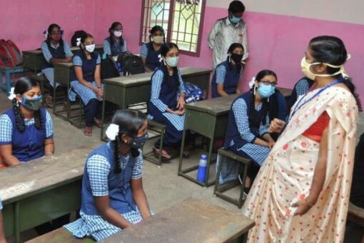Jharkhand schools to provide free textbooks (Representational Image) Jharkhand schools to provide free textbooks (Representational Image)