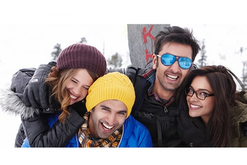 he film follows the trajectory of three friends Aditi (Kalki Koechlin), Avi (Aditya Roy Kapur) and Bunny (Ranbir Kapoor), as they leave their carefree college days behind and embark on new journeys on their own.