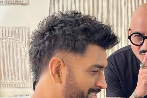 In a series of pictures shared by Aalim on his Instagram handle, Dhoni is seen sporting a new hairstyle and a bearded look.