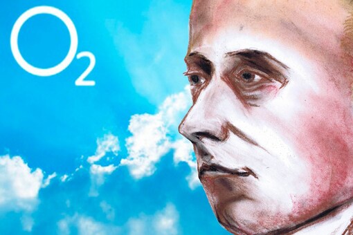 Priestly had discovered what he called “dephlogisticated air,” and which was later named by Antoine Lavoisier as Oxygen. (Image: Shutterstock)
