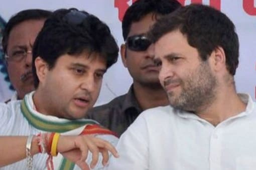 Rahul Gandhi with Jyotiraditya Scindia (PTI File)
