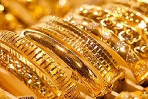 ज्वैलर्स और एनालिस्ट्स का मानना ​​है कि आने वाले फेस्टिव सीजन में सोने की मांग बढ़ेगी