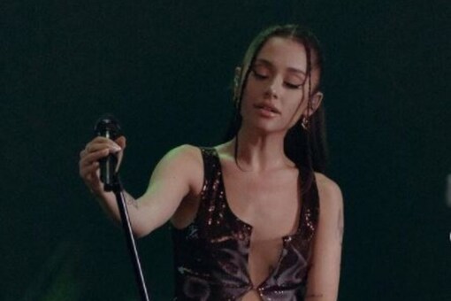 Singer Ariana Grande 
