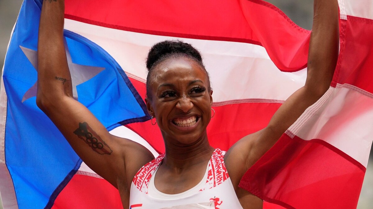 Tokyo Olympics Jasmine CamachoQuinn Dazzles in 100m Hurdles Gold